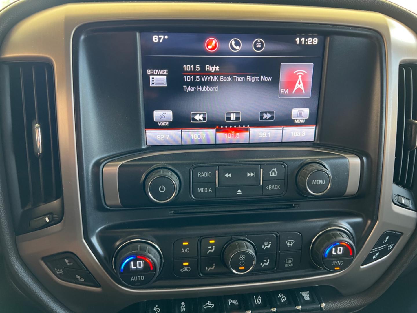 2015 Black /Tan GMC Sierra 2500HD Denali (1GT120E88FF) with an 6.6L Duramax Diesel engine, Allison Transmission transmission, located at 4520 Airline Hwy, Baton Rouge, LA, 70805, (225) 357-1497, 30.509325, -91.145432 - 2015 GMC Sierra 2500HD Crew Cab Denali 4WD 6.6 Duramax Diesel (Deleted), Allison Transmission, 211K Miles, Heated & Cooled Leather Seats, All Power, Backup Camera, Tow Pkg. NO IN HOUSE FINANCING. FOR INFO PLEASE CONTACT JEFF AT 225 357-1497 CHECK OUT OUR A+ RATING WITH THE BETTER BUSINESS BUREAU - Photo#14